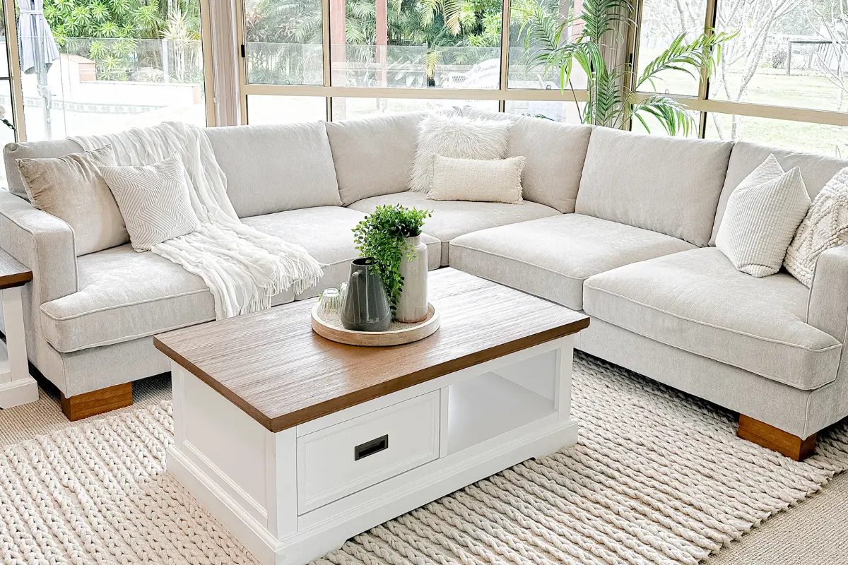 Modern Lounge